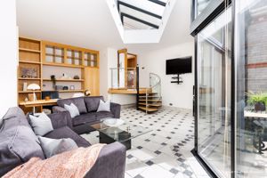 Photo 18- click for photo gallery